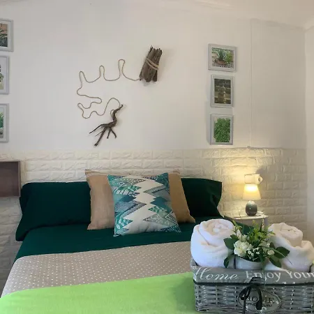 Casa Enric , Con Zona Infantil, Piscina Y Parking Privado * Deltebre