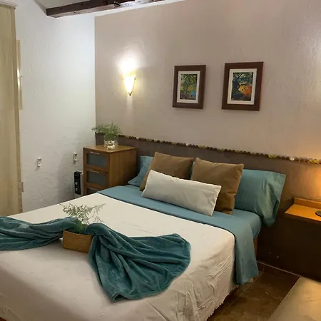 Casa Enric , Con Zona Infantil, Piscina Y Parking Privado