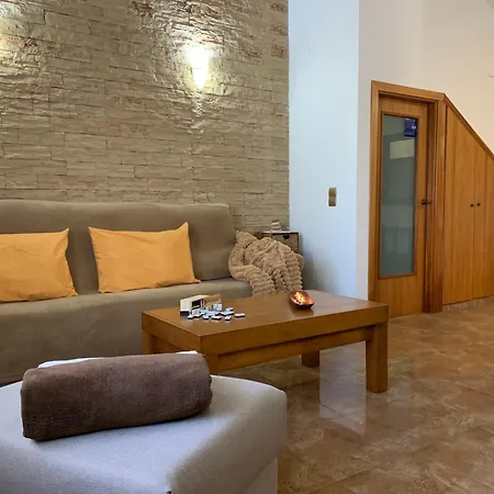 Casa Enric , Con Zona Infantil, Piscina Y Parking Privado Country house *