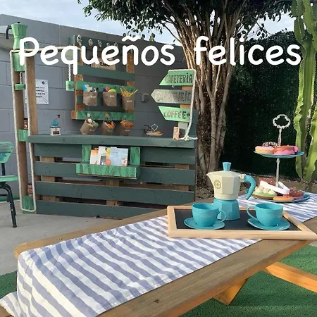 Casa Enric , Con Zona Infantil, Piscina Y Parking Privado Deltebre