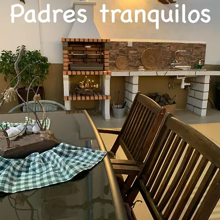 Casa Enric , Con Zona Infantil, Piscina Y Parking Privado * Deltebre