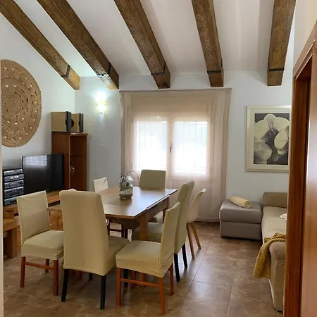 Country house Casa Enric , Con Zona Infantil, Piscina Y Parking Privado
