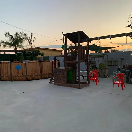 Country house Casa Enric , Con Zona Infantil, Piscina Y Parking Privado *